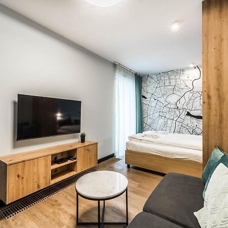 Rent Like Home - Krysiewicza 3 Poznan Bagian luar foto